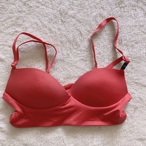 NWT Victoria’s Secret T-shirt Wireless Lounge Bra